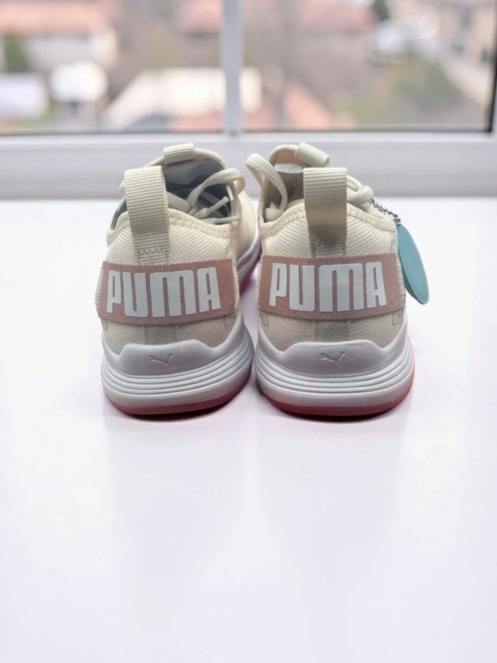 Women's Puma Ignite Contender Sneaker sz 5.5